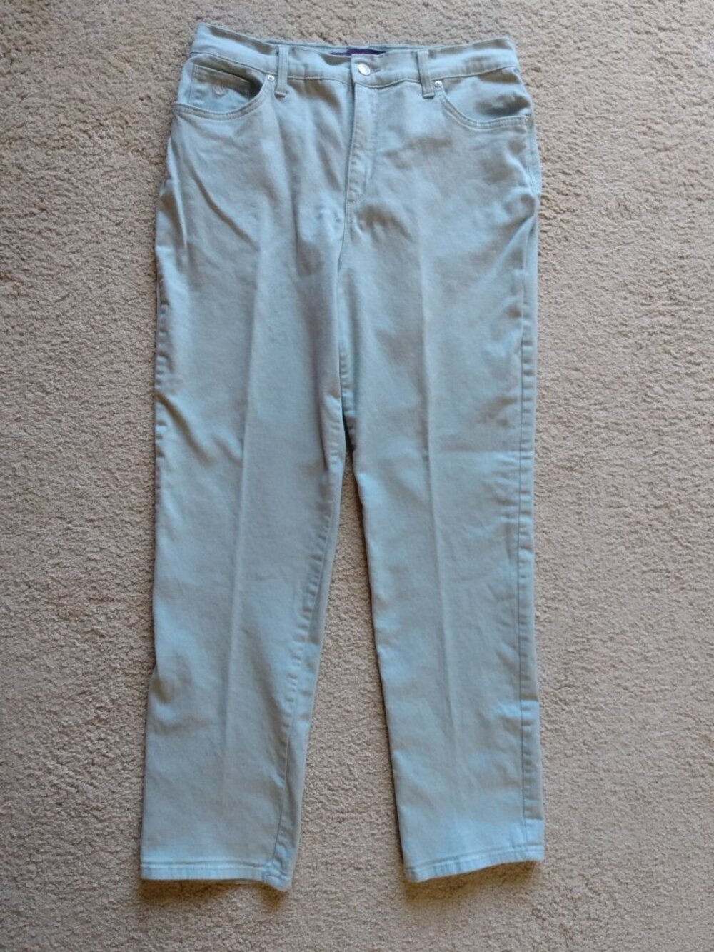 Gloria Vanderbilt Light Sage Green Stretch Size 12 Straight Leg Amanda Jeans EUC